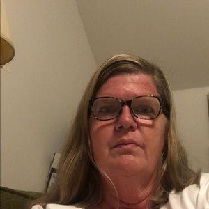 Meet your Posher, Pamela